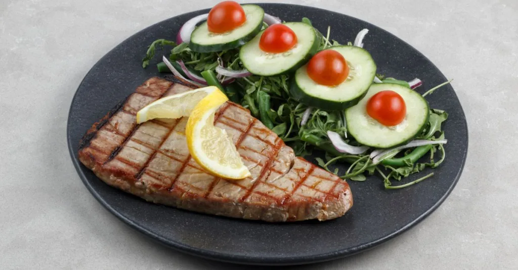 découvrez notre délicieuse recette de tartare de thon, fraîche, saine et facile à préparer pour un repas savoureux et raffiné.